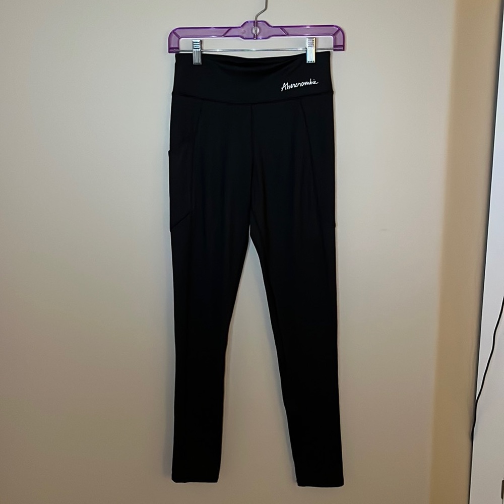Black Abercrombie leggings